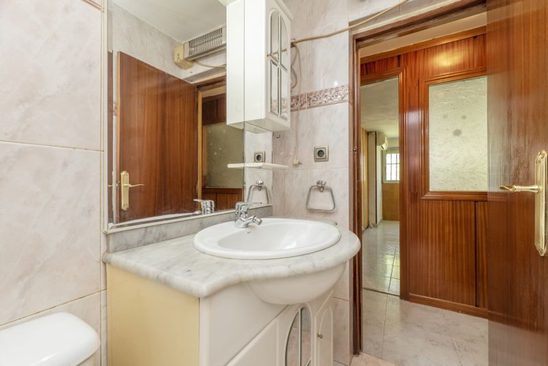 Material Picks that Last